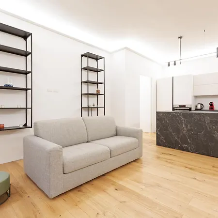 Apartmán Brand New With Balcony
